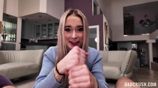 Превью фото Похоже, папочка сегодня в хорошем настроении